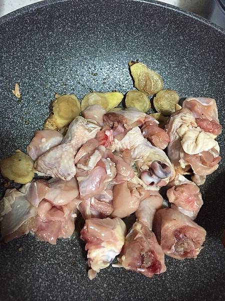 尊品堂北港黑麻油推薦