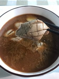 Read more about the article 第一次煮麻油腰花就成功!!豬肉攤老闆傳授不失敗的秘訣