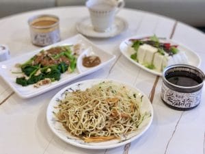 Read more about the article 尊品堂黑芝麻醬及花生醬加牛奶抹吐司或料理入菜